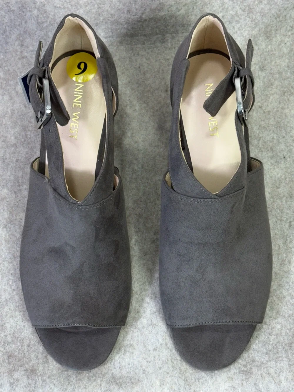 Nine West Chic Vegan Suede Gray Open-Toe Block Heel Sandals - Women Sz 9 NWT